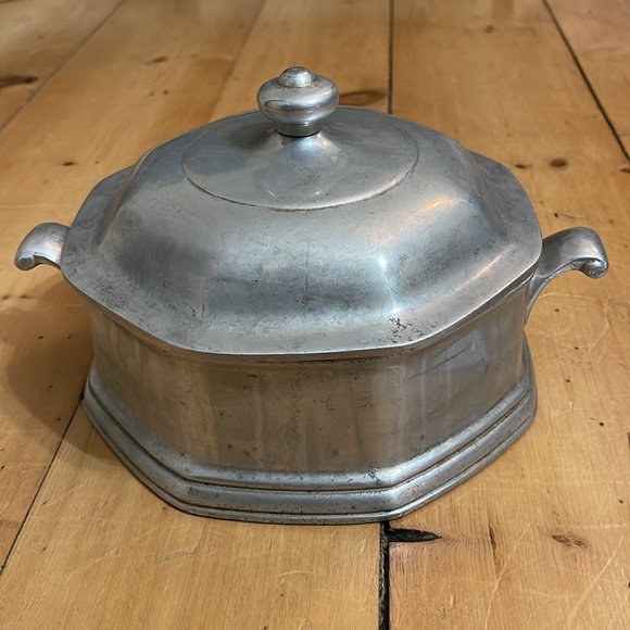 Wilton Armelate cookware - Picture 6 of 6